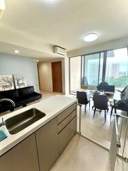 Centro Residences (D20), Condominium #503801101